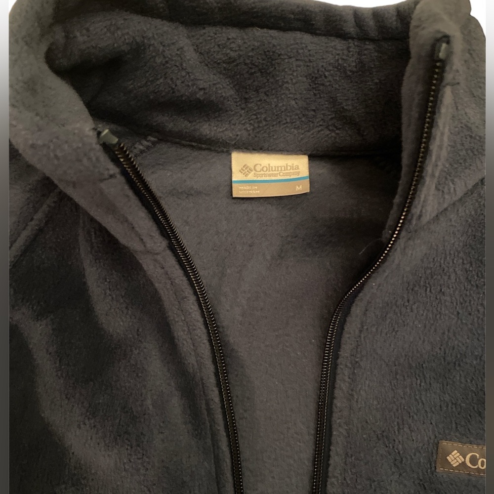 Columbia Fleece Jacket - Size Medium - Picture 2 of 3